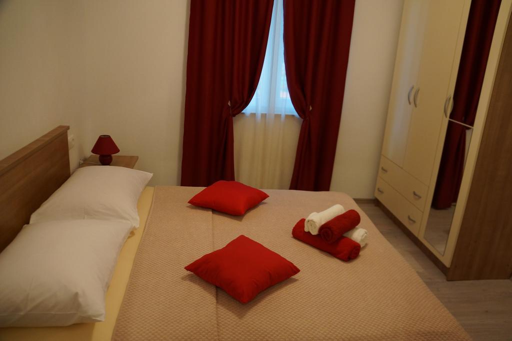 Apartments Kadulja Трогир Номер фото